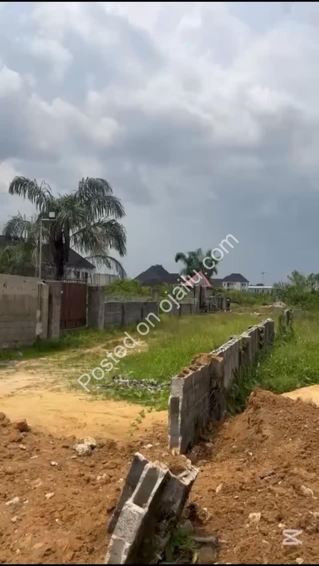 Prime Land Behind SARS Road – Your Future Awaits!