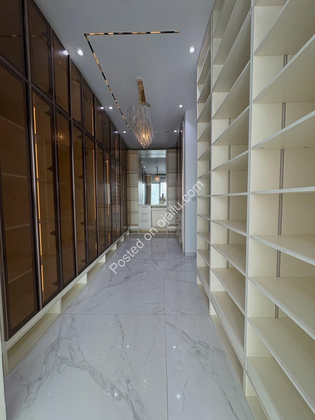 Lekki’s Ultimate 6-Bedroom Estate with Resort-Style Amenities