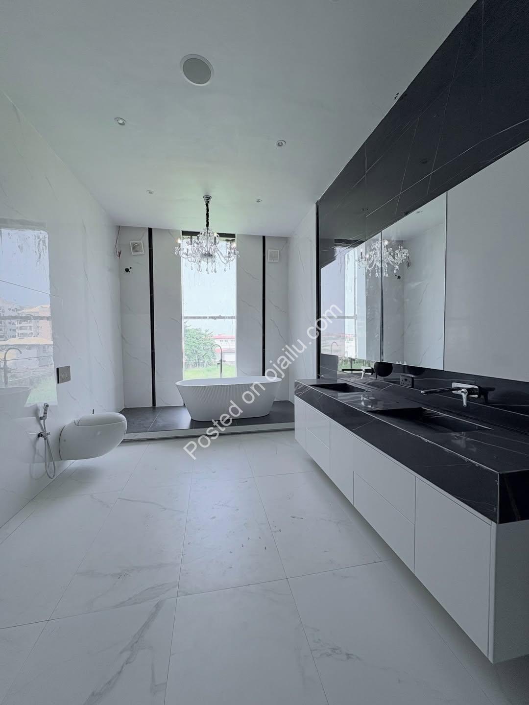 Lekki’s Ultimate 6-Bedroom Estate with Resort-Style Amenities