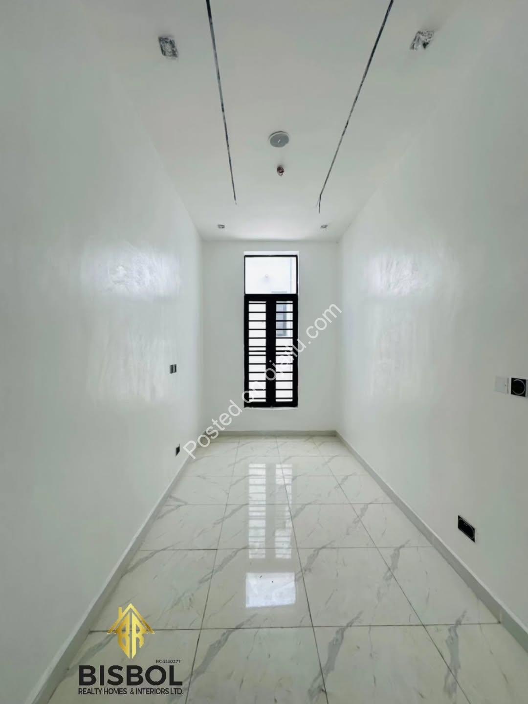 Move-In Ready 4-Bed Duplex in Gated Lekki Estate