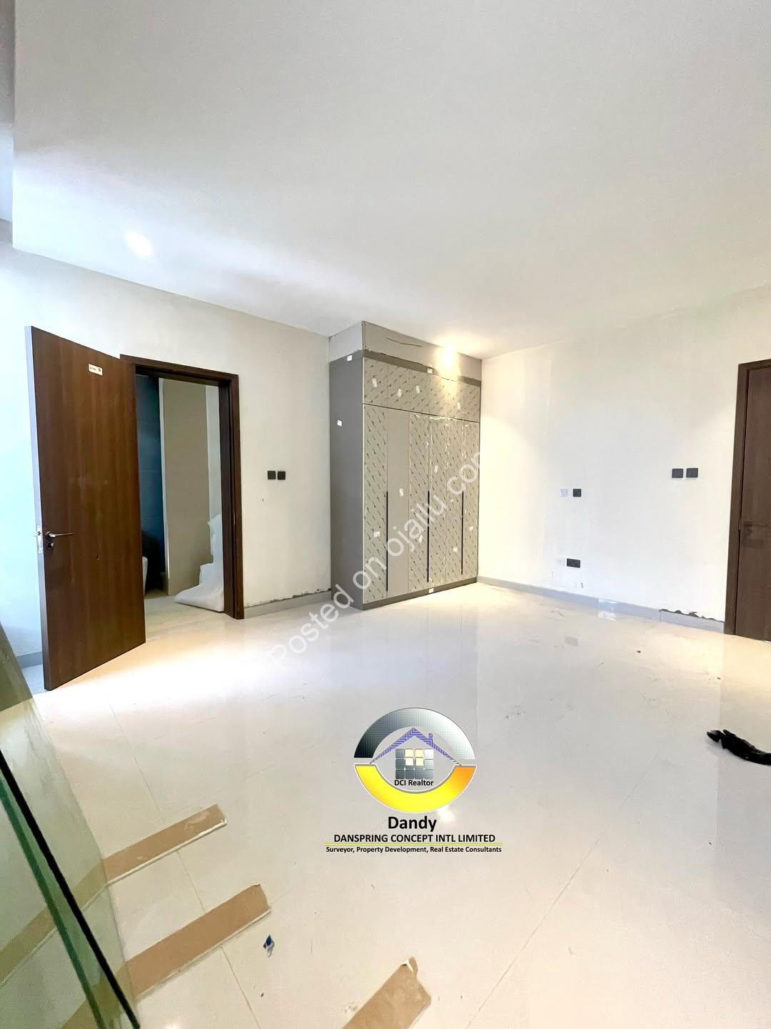 Lekki’s Ultimate 2-Bedroom Luxury Sanctuary