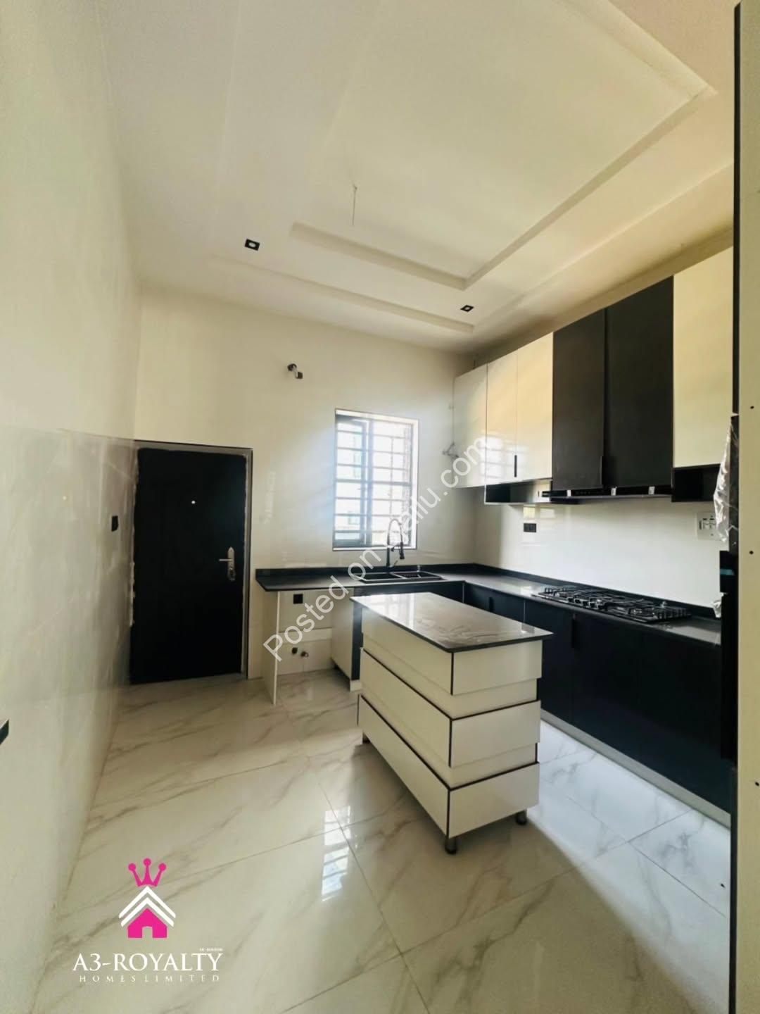 Move-In Ready 4-Bed Duplex in Gated Lekki Estate