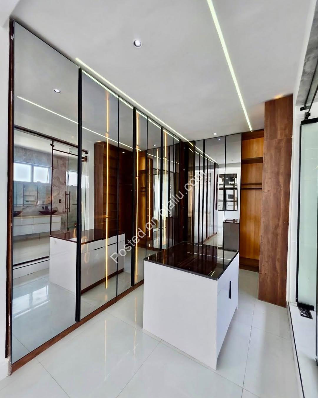 Dream Estate: 5-Bed Duplex with Pool & BQ in Lekki