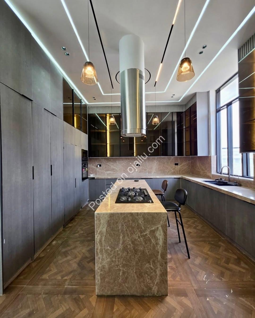 Dream Estate: 5-Bed Duplex with Pool & BQ in Lekki