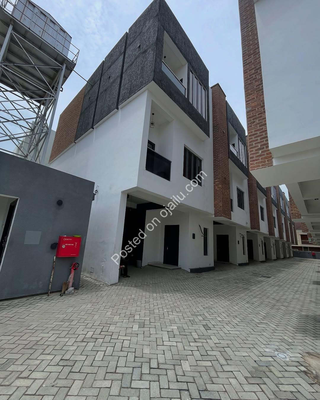 Stunning 4-Bed Terrace in Prime Ikate Lekki