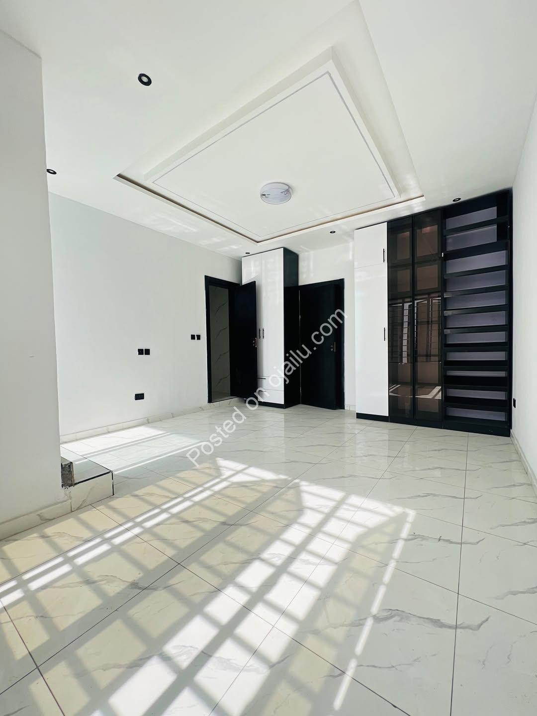 Stunning 3-Bed Duplex in Secure Lekki Estate