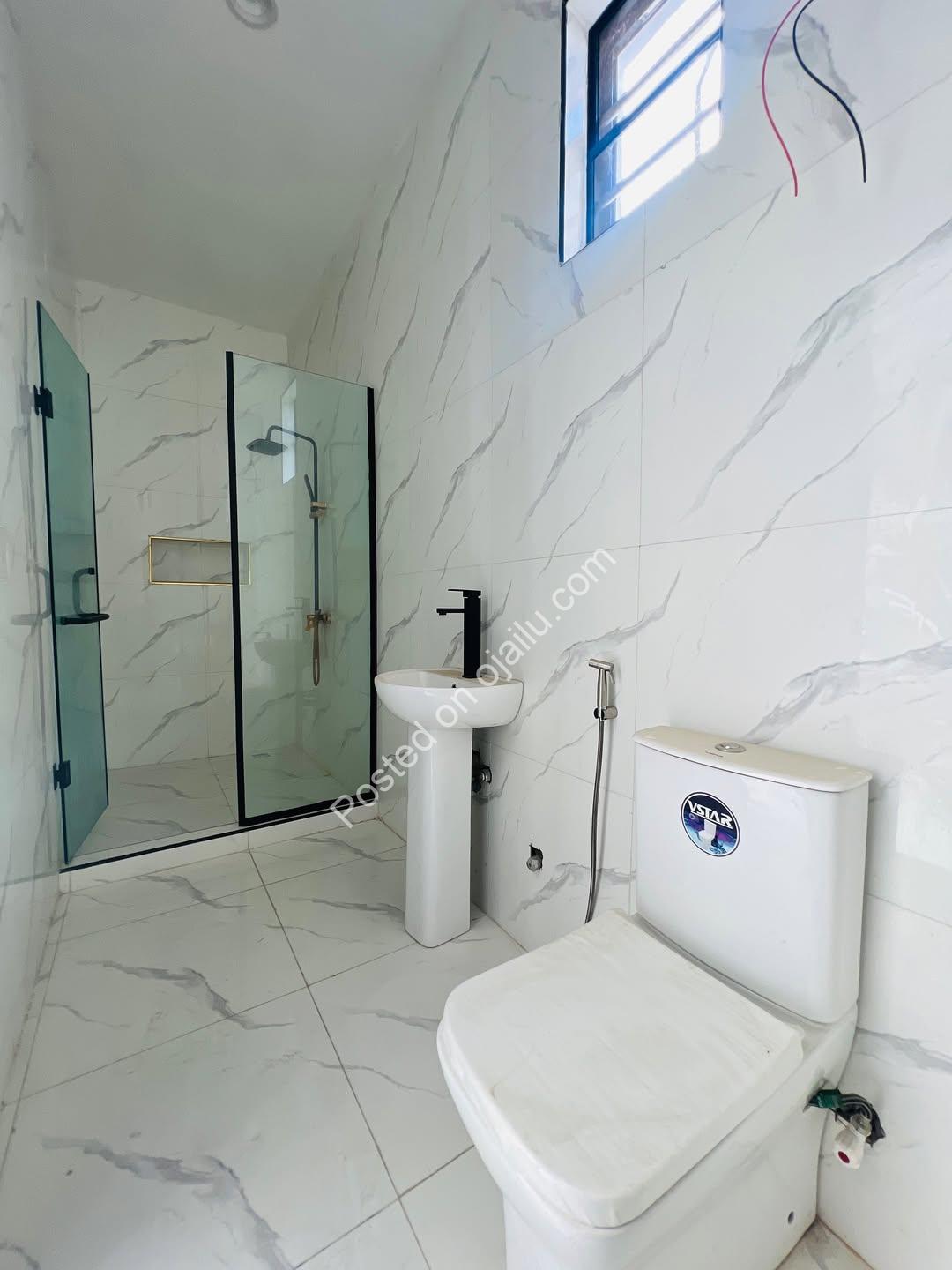 Stunning 3-Bed Duplex in Secure Lekki Estate