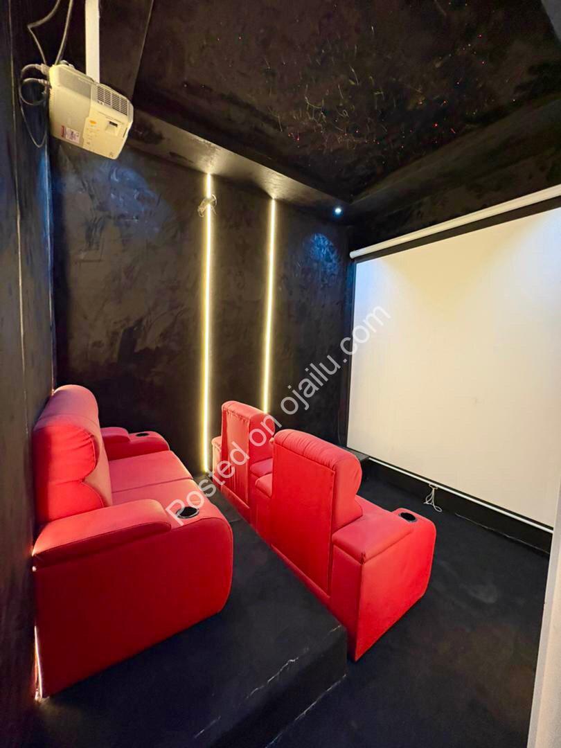 Serene Estate Gem: 5-Bed Duplex with Pool & Cinema