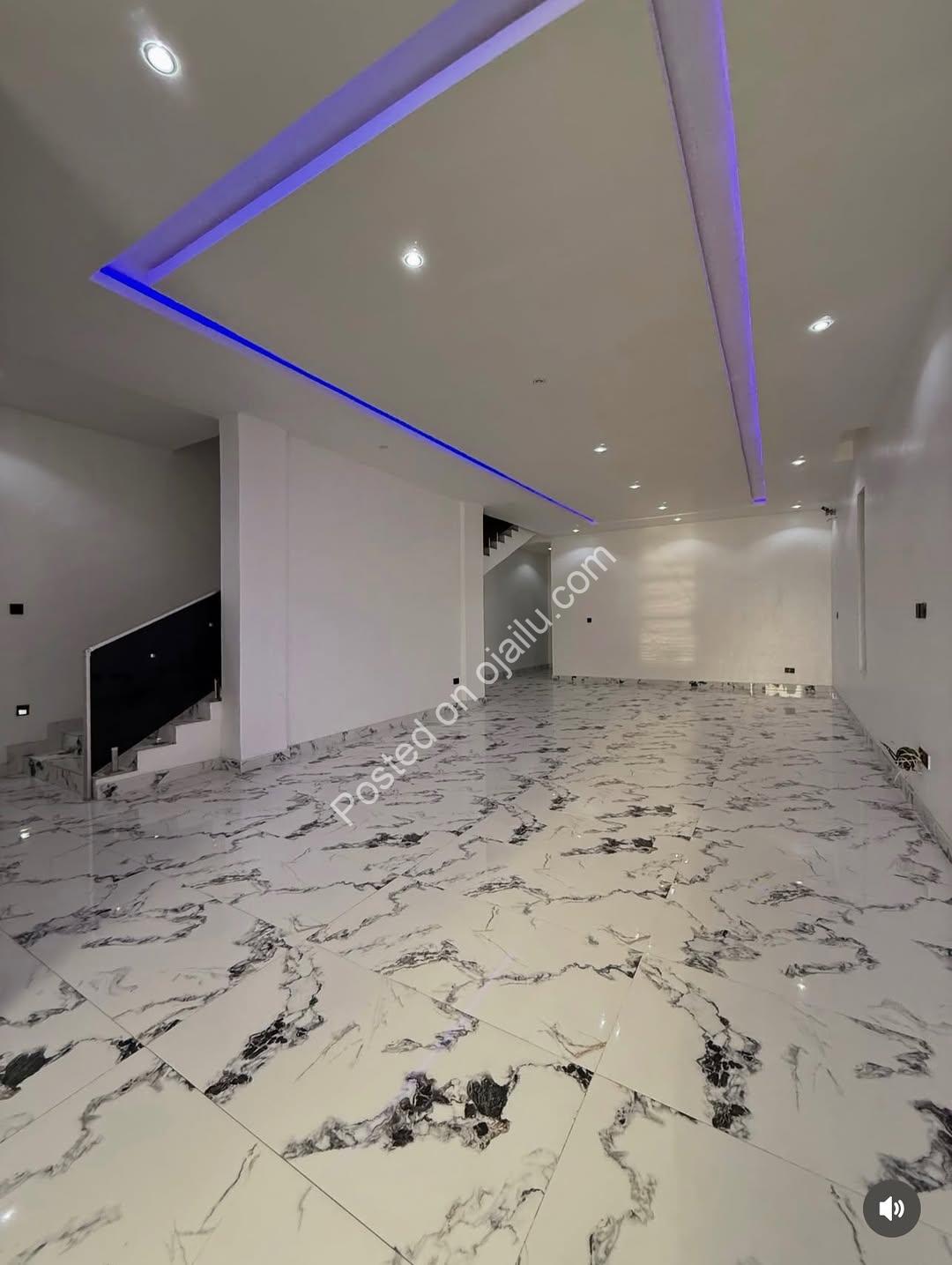 5-Bedroom Modern Oasis in Lekki’s Secure Estate