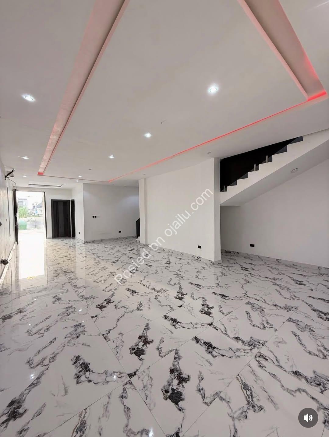 5-Bedroom Modern Oasis in Lekki’s Secure Estate