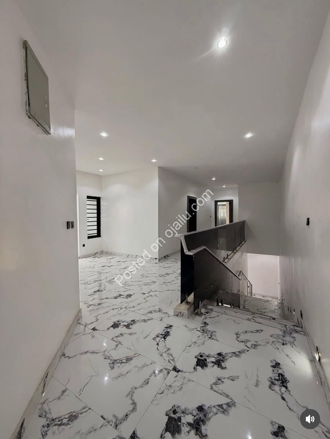 5-Bedroom Modern Oasis in Lekki’s Secure Estate