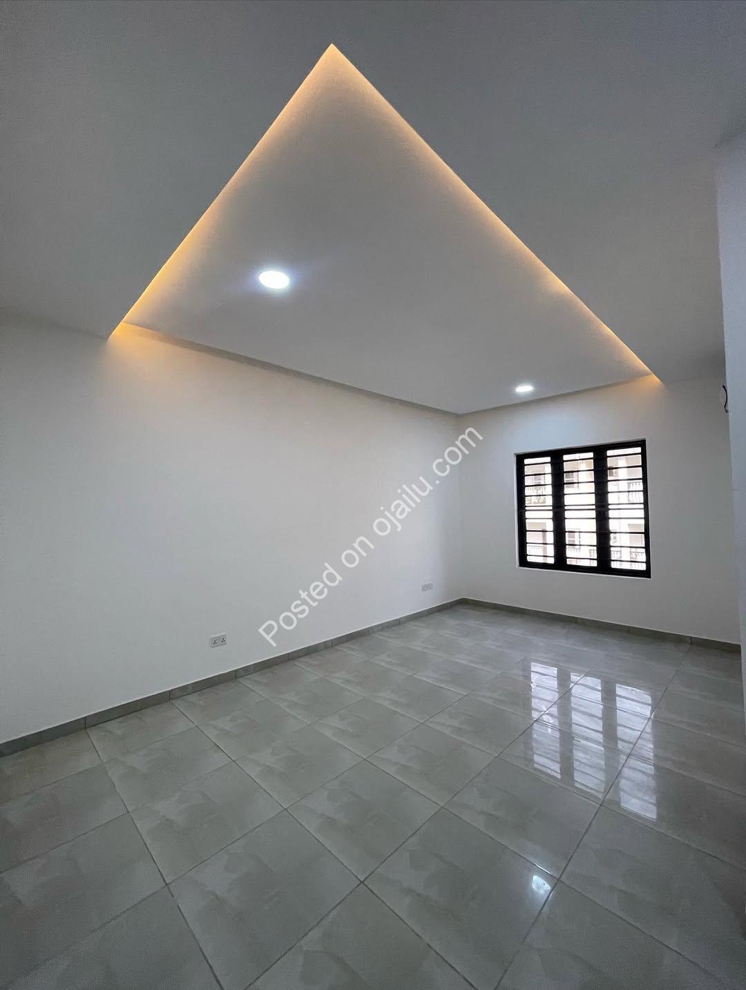 Lekki’s Ultimate 4-Bedroom Oasis with Pool & Gym