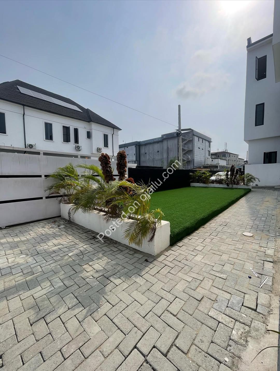 Lekki’s Newest 4-Bedroom Haven: Luxury & Lifestyle
