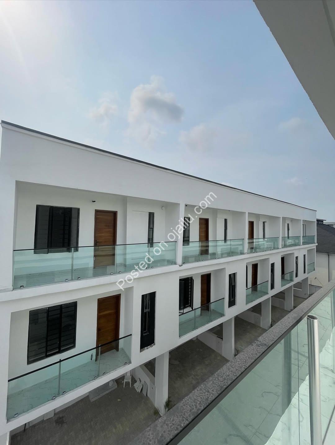 Lekki’s Newest 4-Bedroom Haven: Luxury & Lifestyle