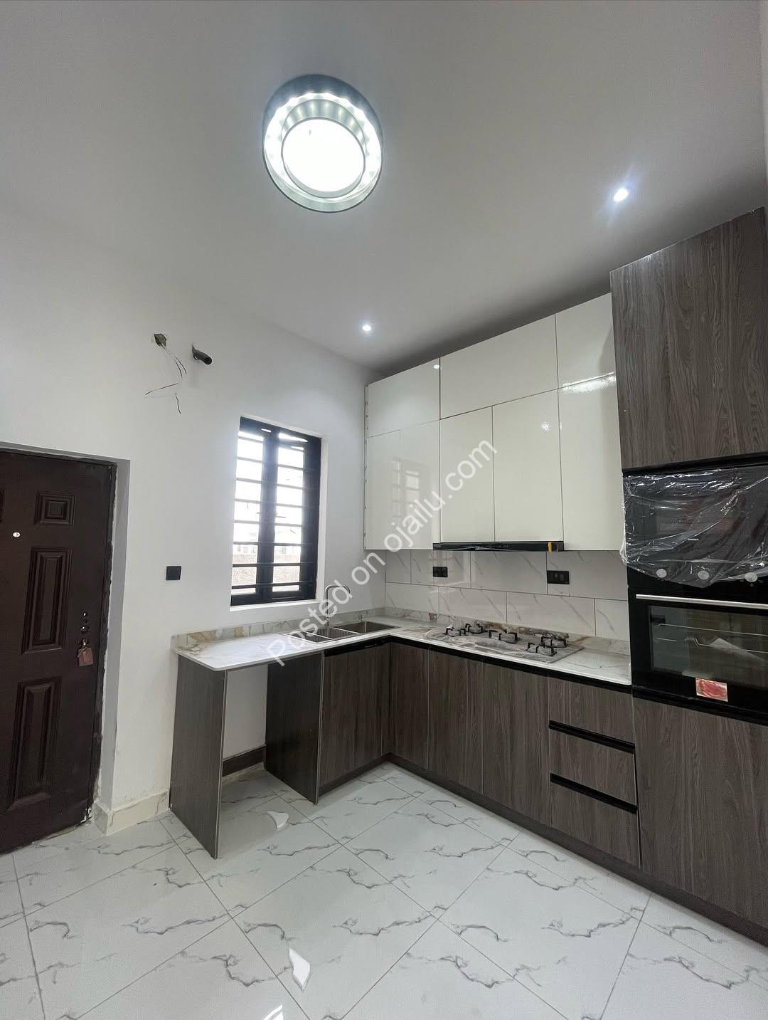 Lekki’s Newest 4-Bedroom Haven: Luxury & Lifestyle