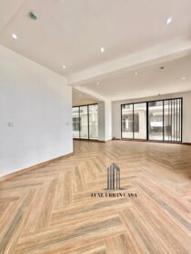 3857869385297840142_img_1