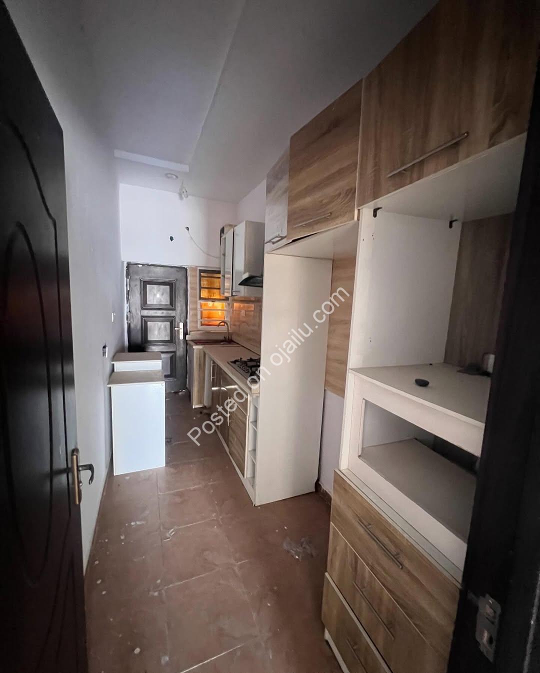 Ikota Gem: 3-Bed Terrace Duplex with En-Suite Luxury