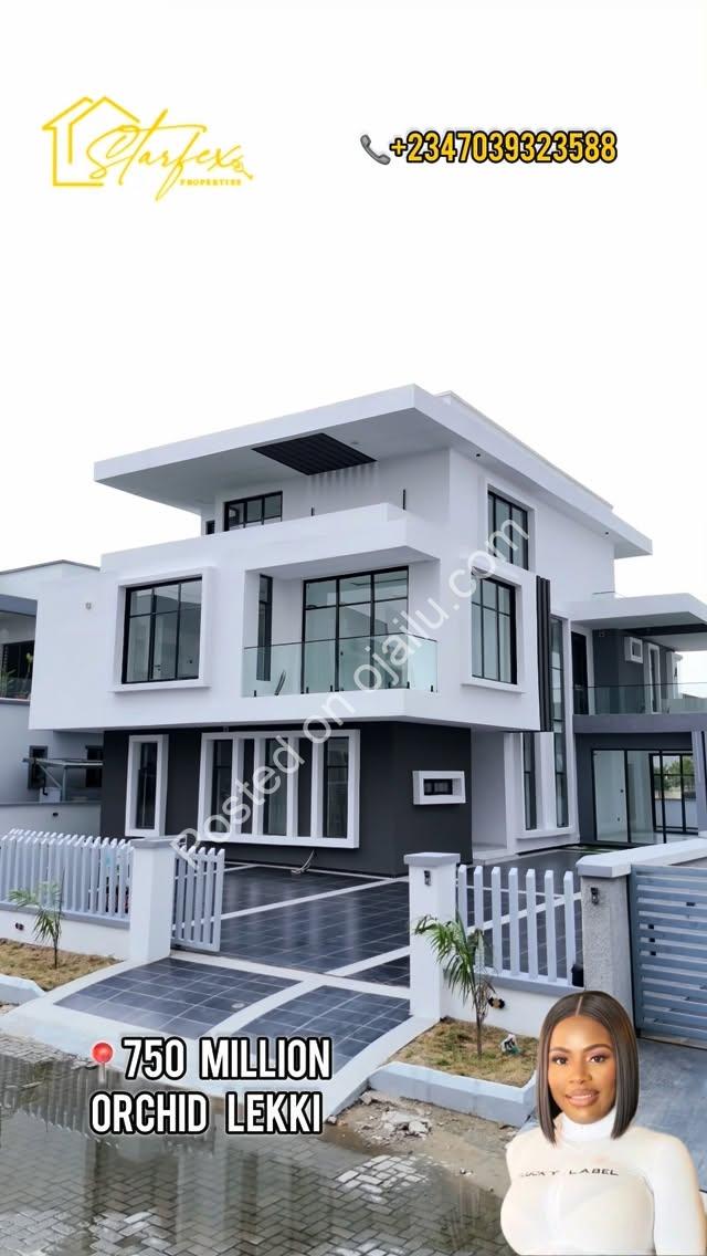 Lekki’s Ultimate 5-Bedroom Smart Home Oasis