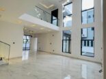 Luxury 5-Bedroom Oasis with Cinema & Pool in Lekki