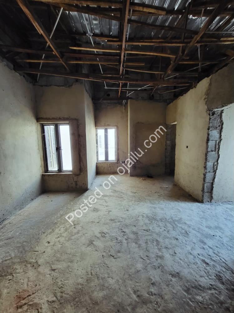 Stunning 4-Bed Duplex in Prime Jahi Estate