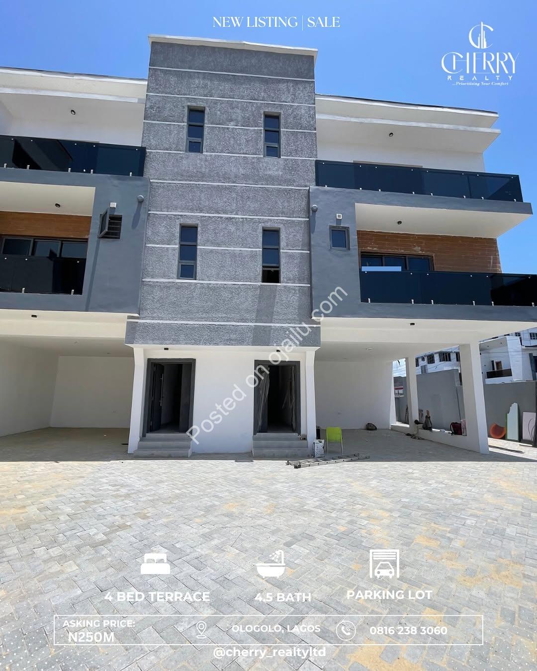 Elegant 4-Bed Terrace Duplex with Rooftop Oasis in Lekki