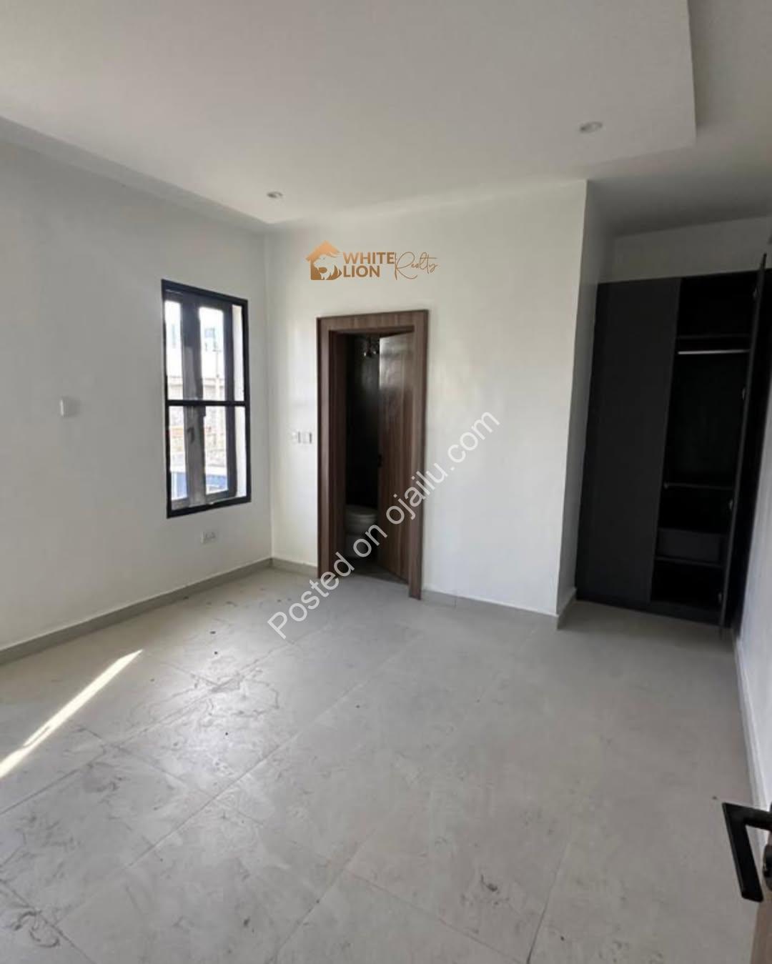 Lekki’s Finest: 4-Bed Terrace Duplex with Jacuzzi & C of O