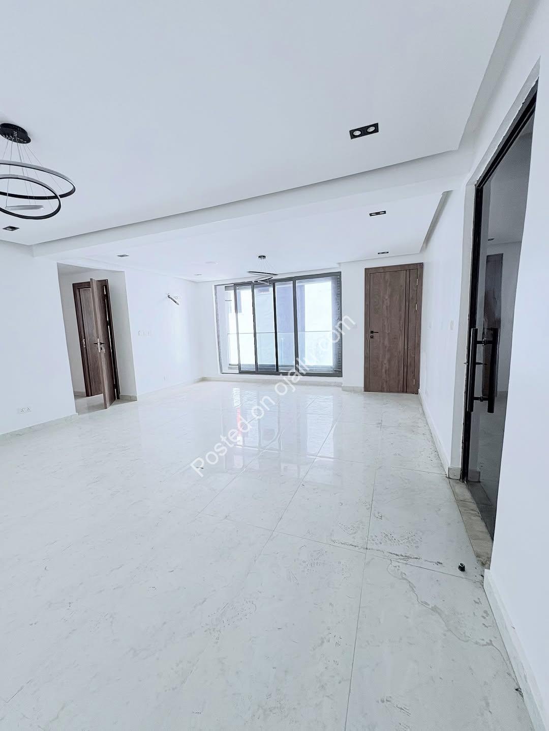 Elevator-Equipped 2BR in Secure Ikate Estate