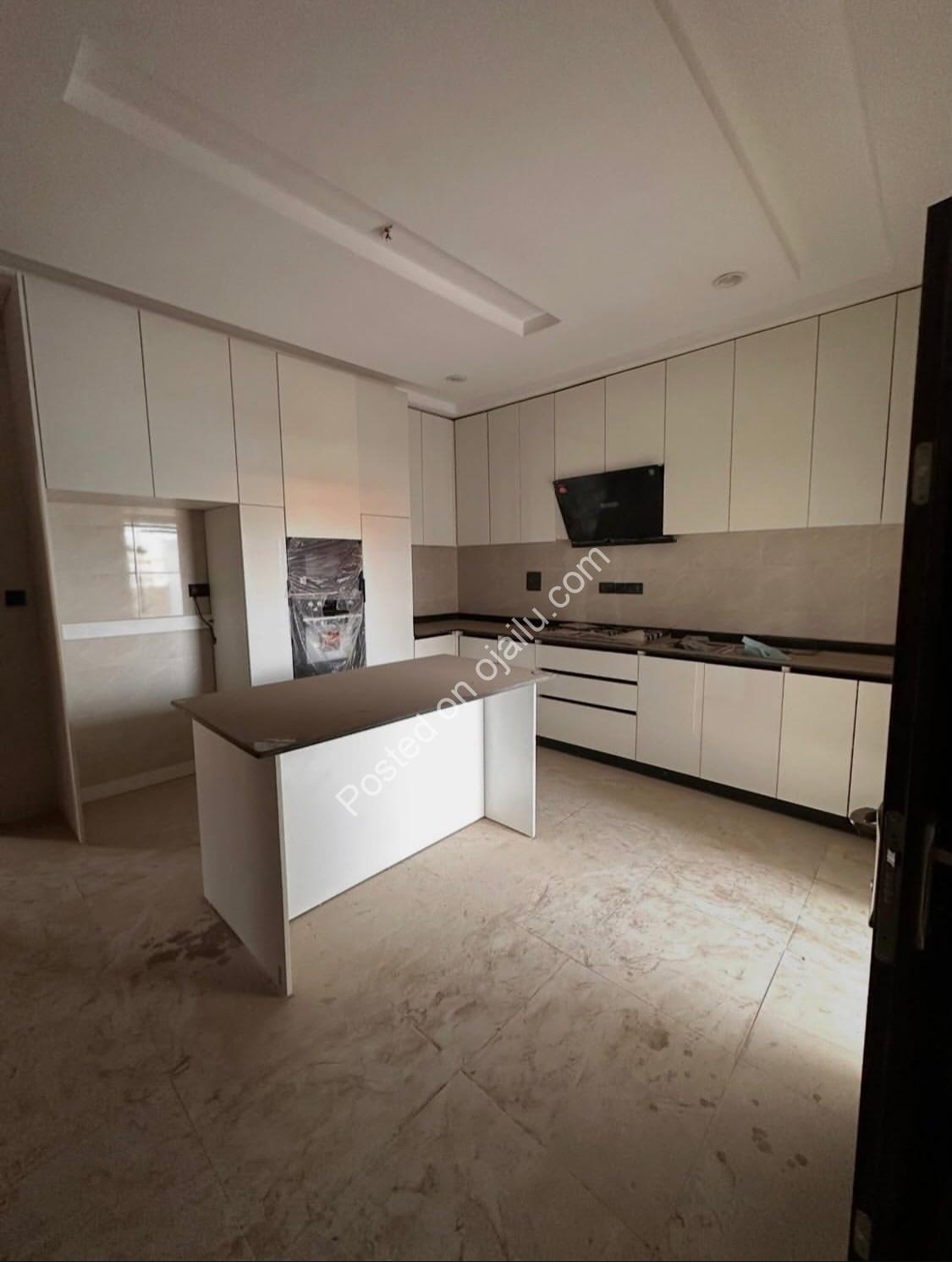 Modern 4-Bedroom Duplex in Gwarinpa Estate