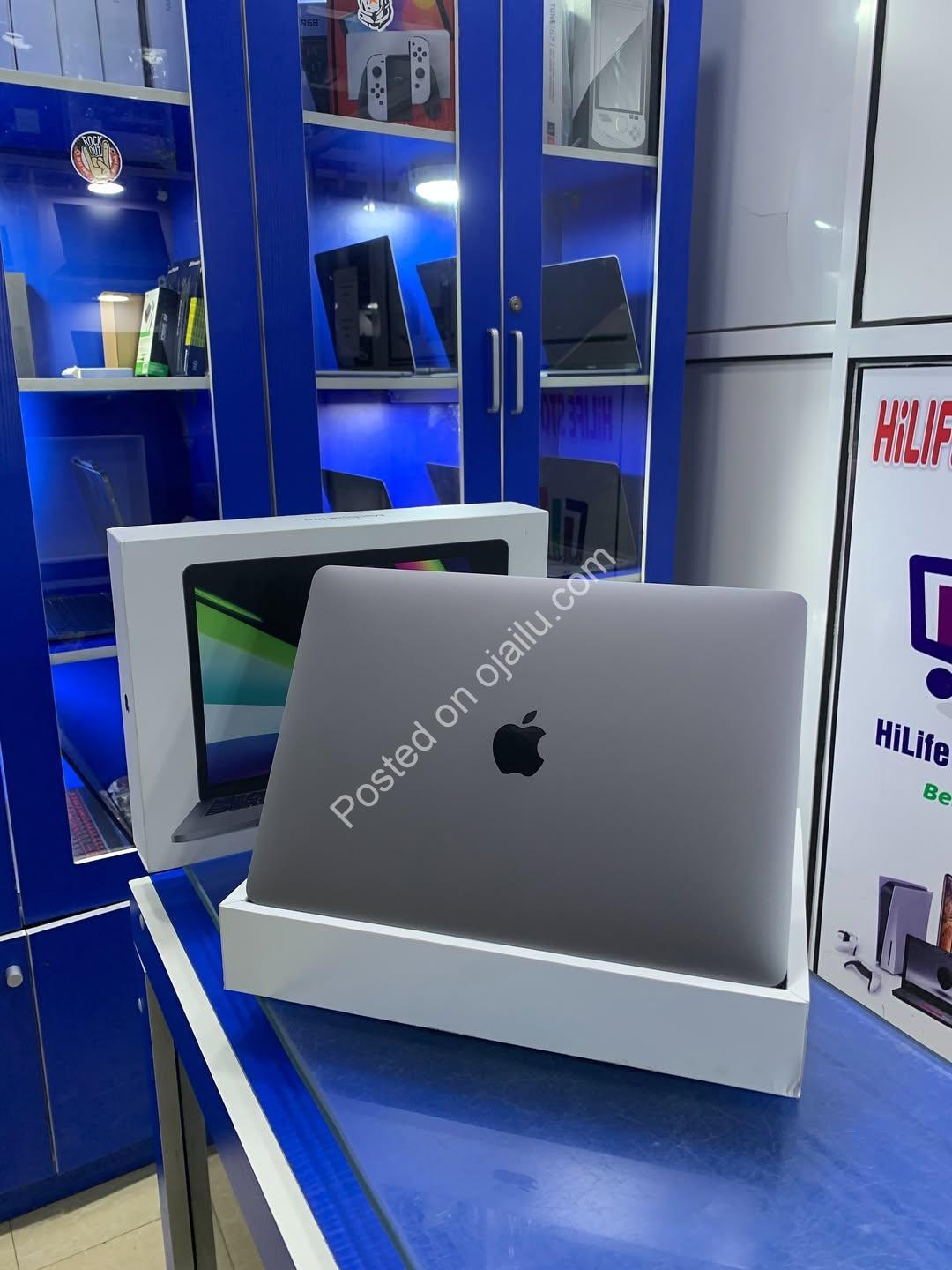 Unleash Power: M1 MacBook Pro 13″ – Open Box, Like New