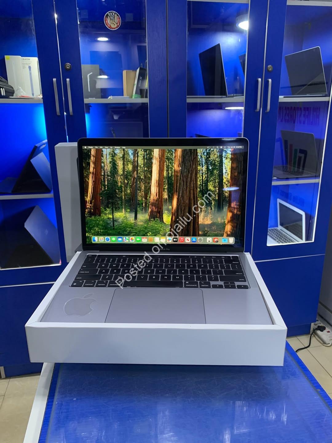 Unleash Power: M1 MacBook Pro 13″ – Open Box, Like New