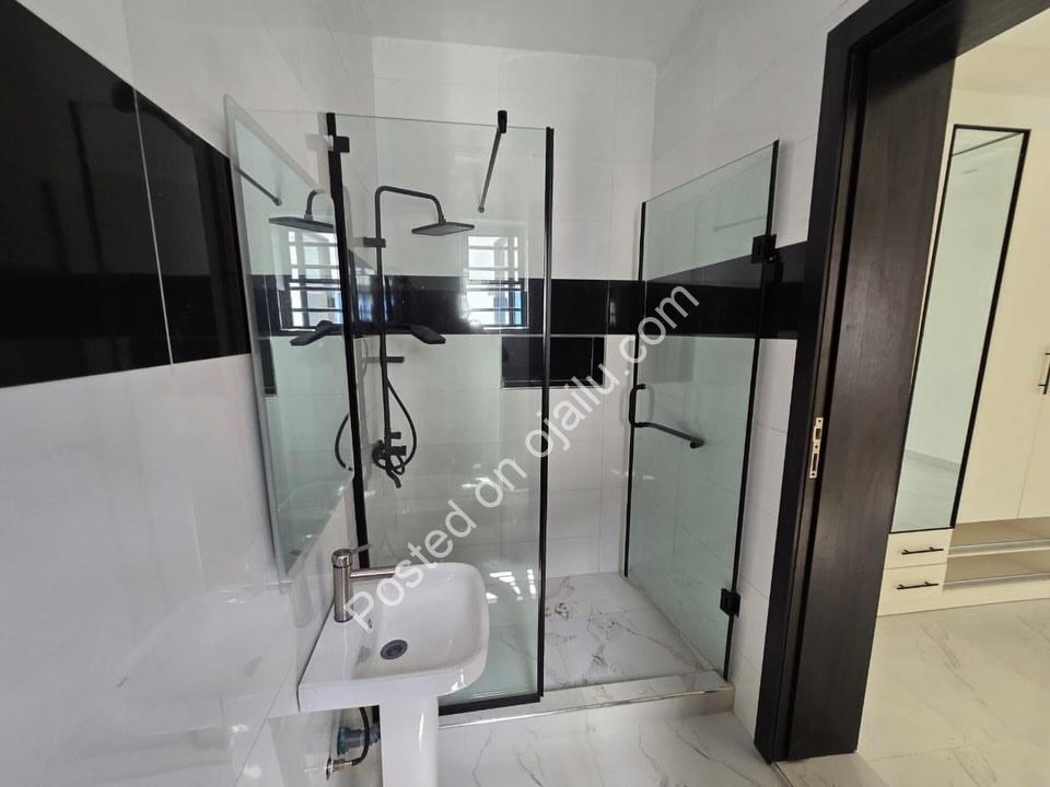 Sangotedo’s Finest: 4-Bed Semi-Detached with BQ