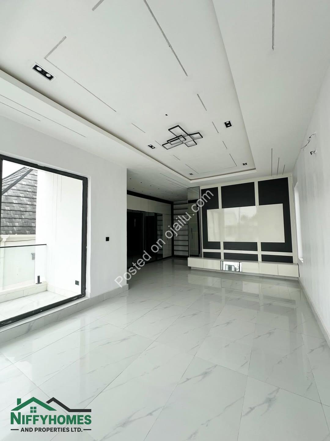 Sangotedo’s Newest 5-Bedroom Haven with Pool