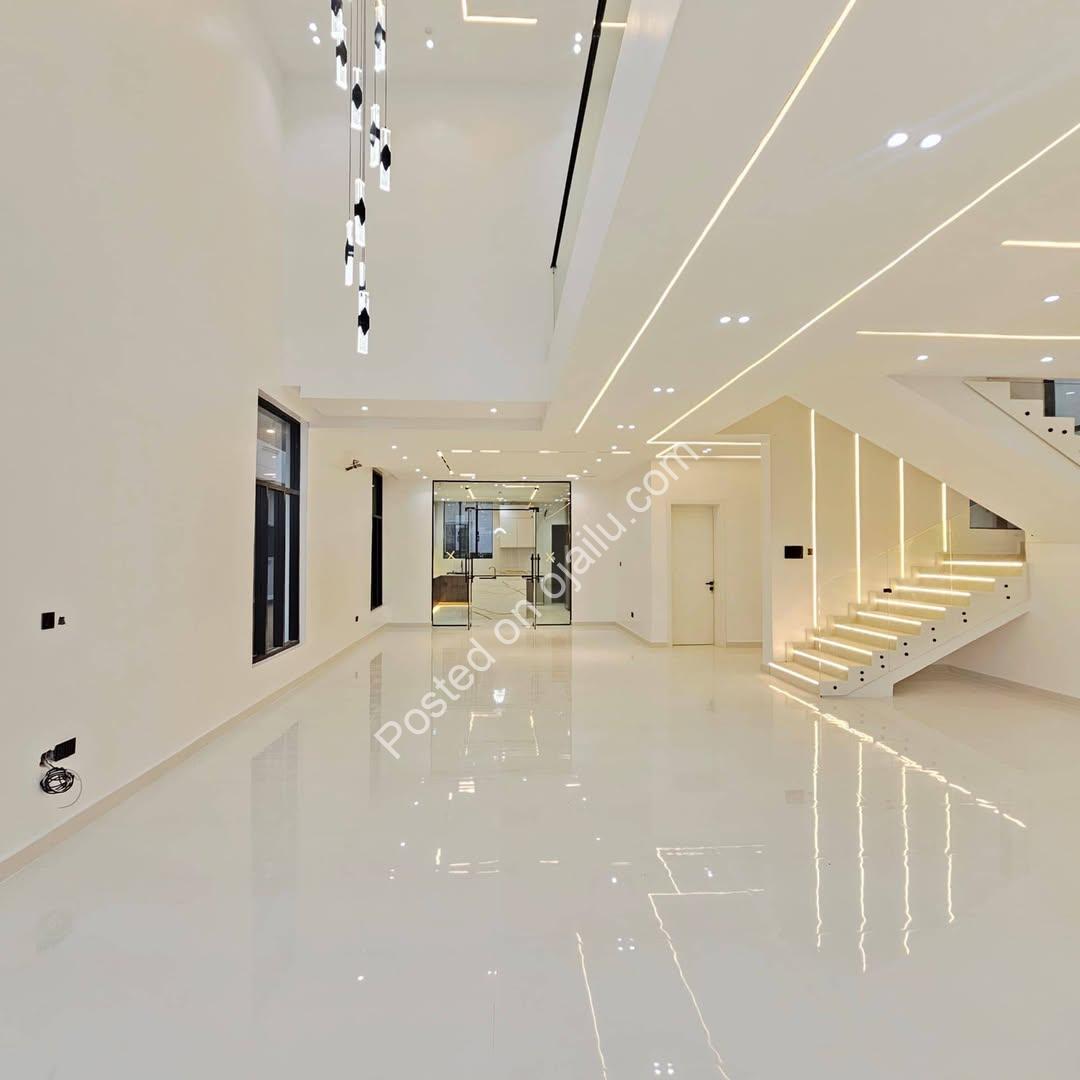 Lekki’s Ultimate 5-Bedroom Smart Home with Pool & Cinema