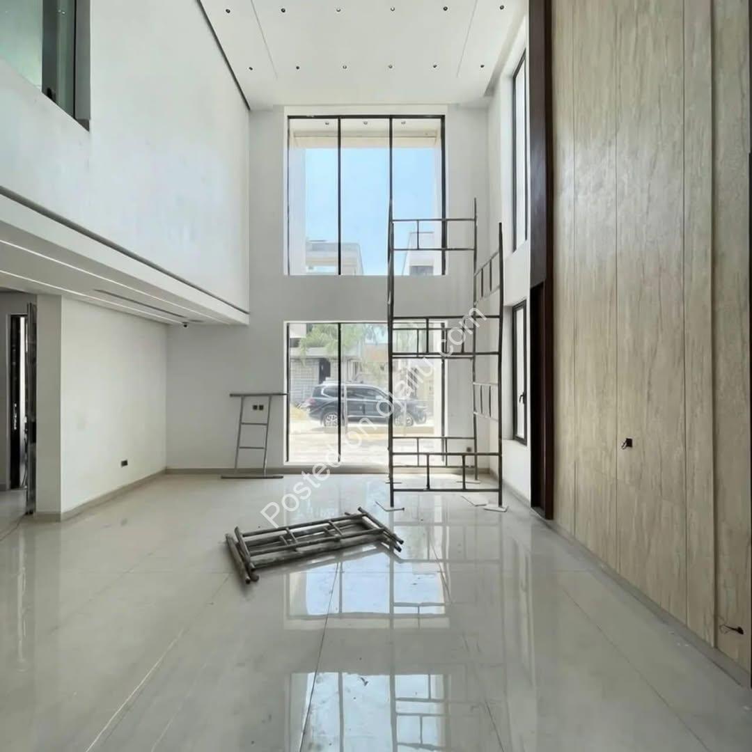 Dream Home with Private Pool & Cinema in Lekki