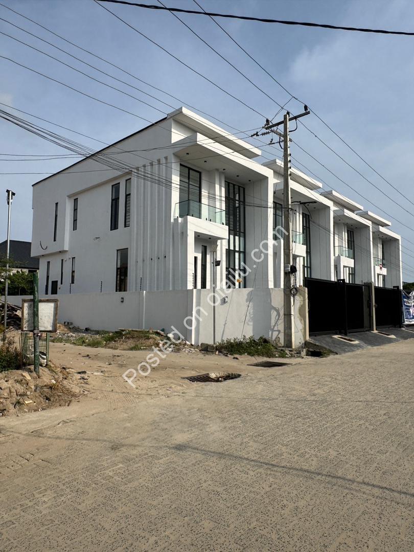 Sangotedo’s Finest: 4-Bed Duplex with BQ & Luxury Estate Living