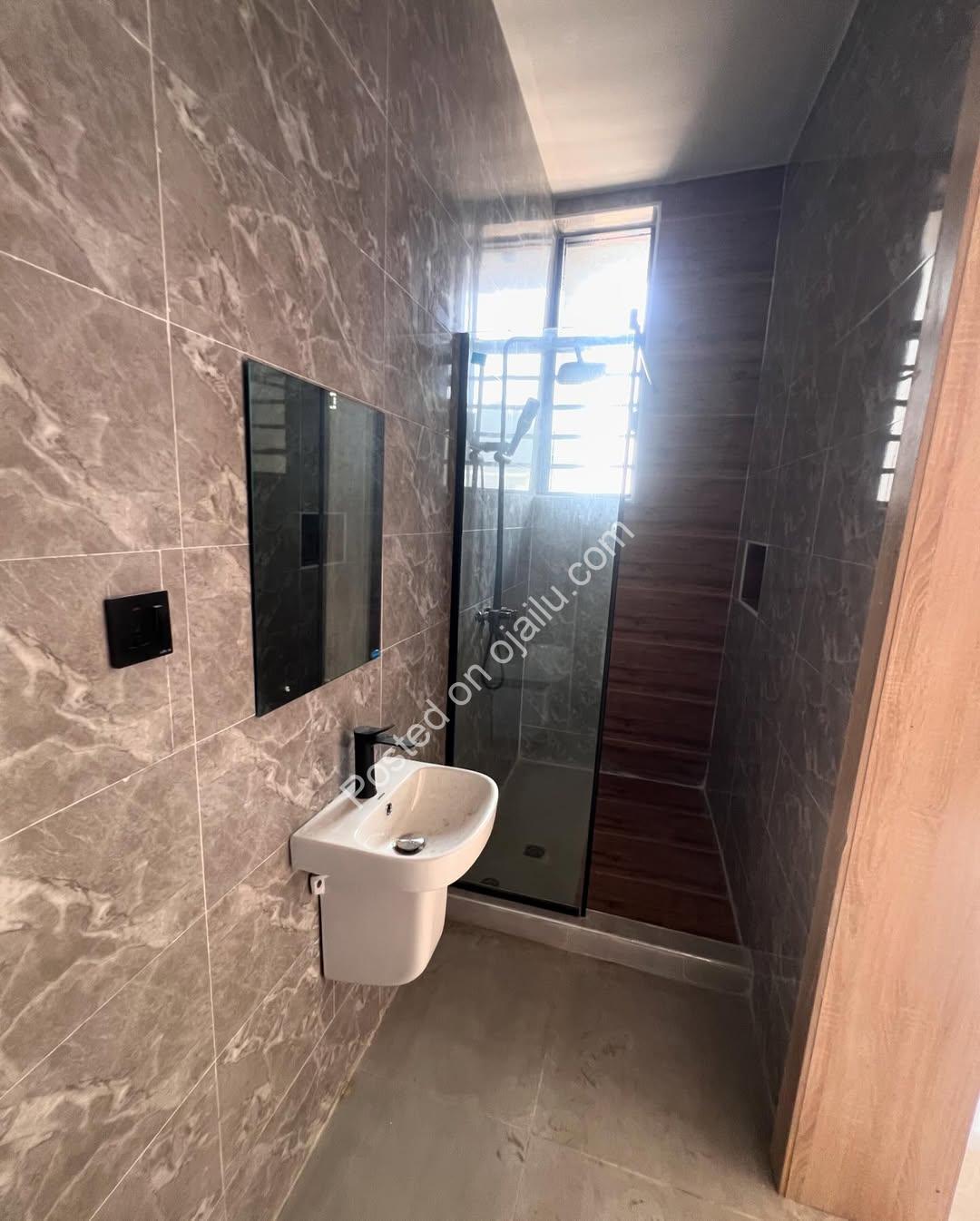 Ikota Gem: 2-Bed Ensuite Haven, 140M