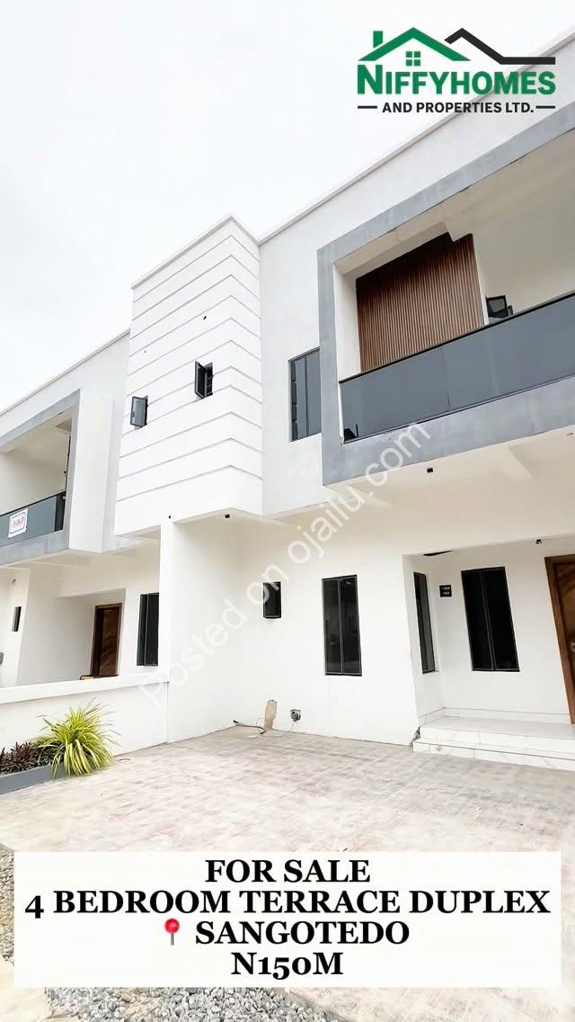 Sangotedo’s Finest: 4-Bed Terrace Duplex with Pool & Gym