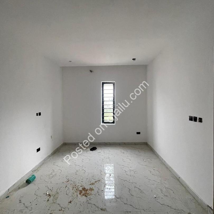 Orchid Lekki’s Finest: 4-Bed Terrace Duplex