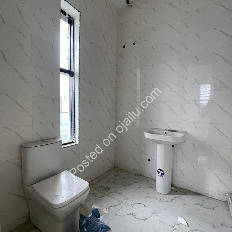 Orchid Lekki’s Finest: 4-Bed Terrace Duplex