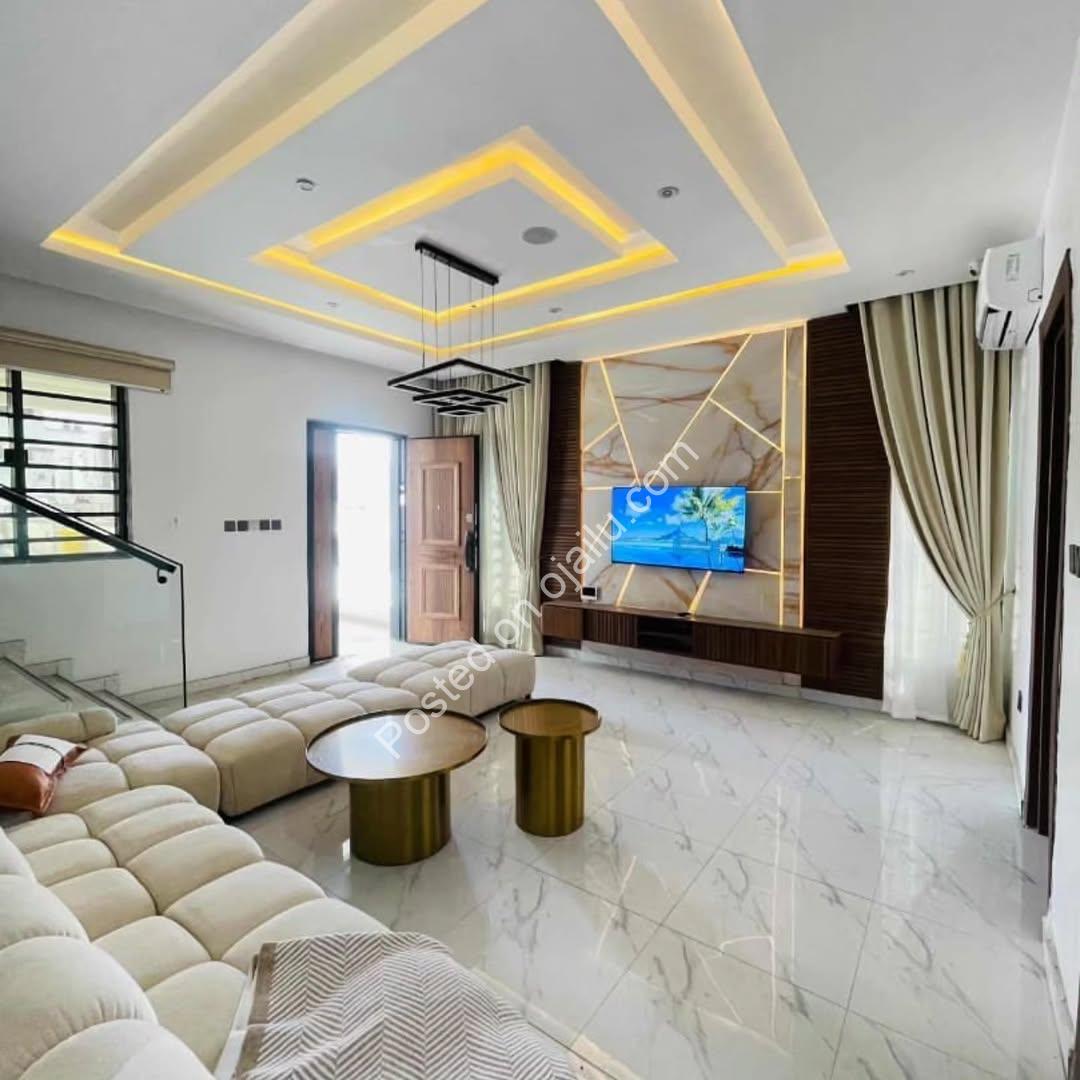 Chevron Lekki 4-Bed Terrace Duplex | Premium Finishes