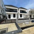 Exquisite 5-Bed Duplex with Pool in Prime Lekki