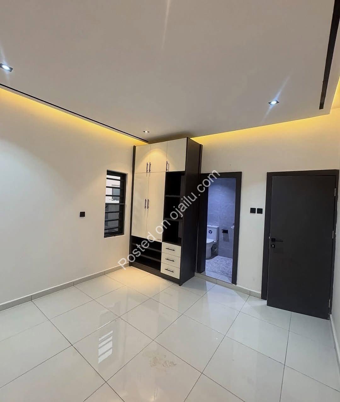 Dream Family Haven: Modern 3-Bed Bungalow in PH