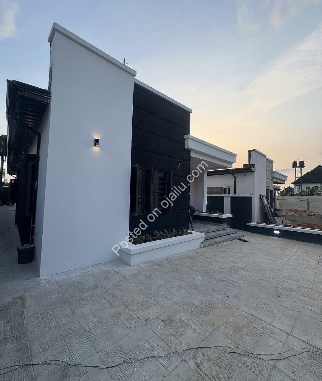 Dream Family Haven: Modern 3-Bed Bungalow in PH