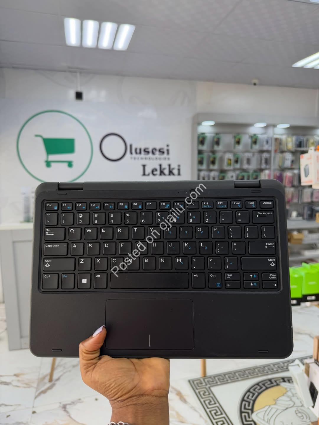 Premium Dell 2-in-1 Touchscreen Laptop – Fast & Versatile