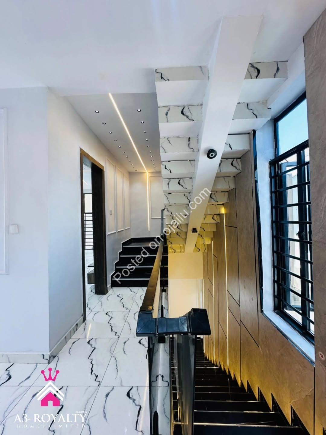 Move-In Ready 5BR Duplex in Gated Ikota Estate