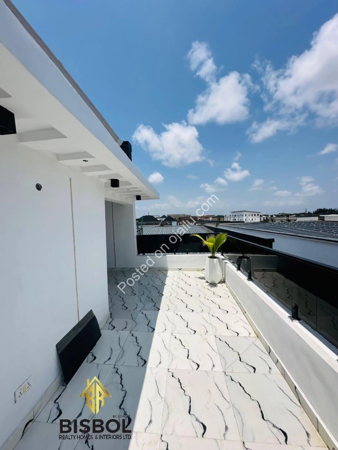 Move-In Ready 5BR Duplex in Gated Ikota Estate