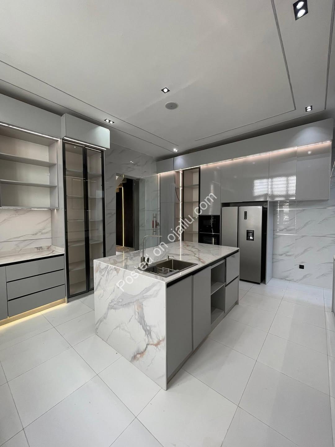 5-Bedroom Masterpiece: Your Private Resort in Lekki