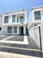 Spacious 5-Bed Duplex with BQ in Prime Lekki