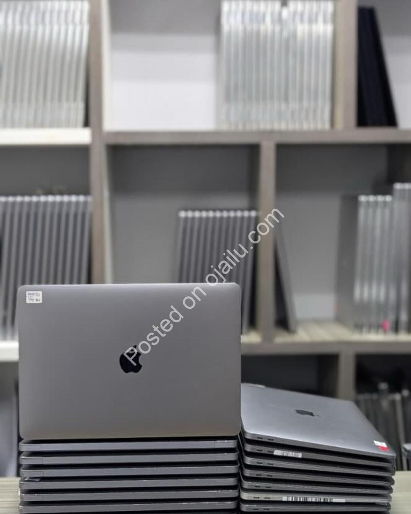 Unleash Power: MacBook Air M1, Lightning-Fast & Ready