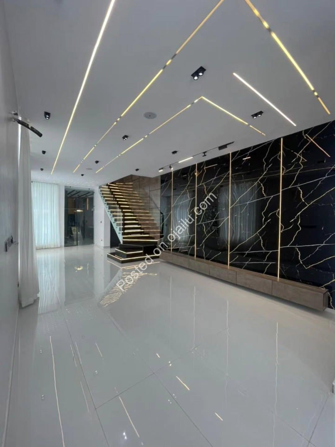 5-Bedroom Oasis with Pool & BQ in Prime Lekki